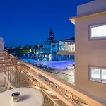 Отель Mary Elen Boutique 4*