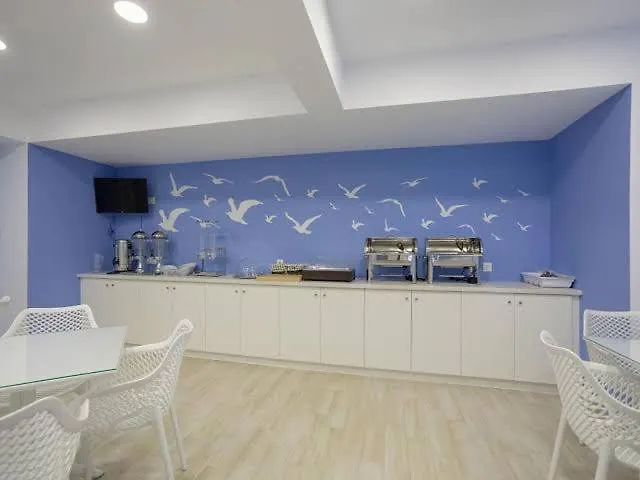 Mary Elen Boutique מלון ארגאסי