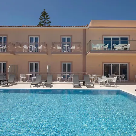 Mary Elen Boutique 4*